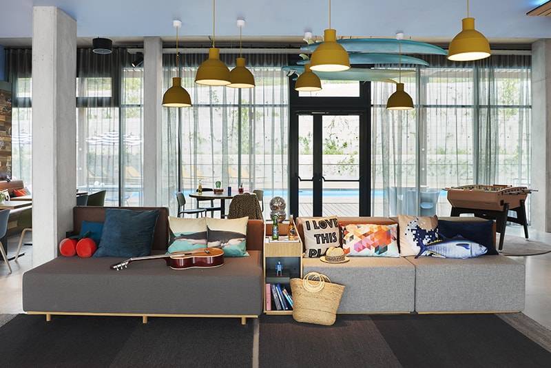 Moxy Sophia France